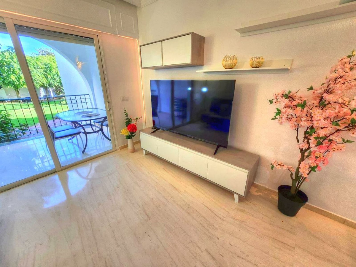 Appartement te koop in Estepona | 2 slaapkamers H5256355