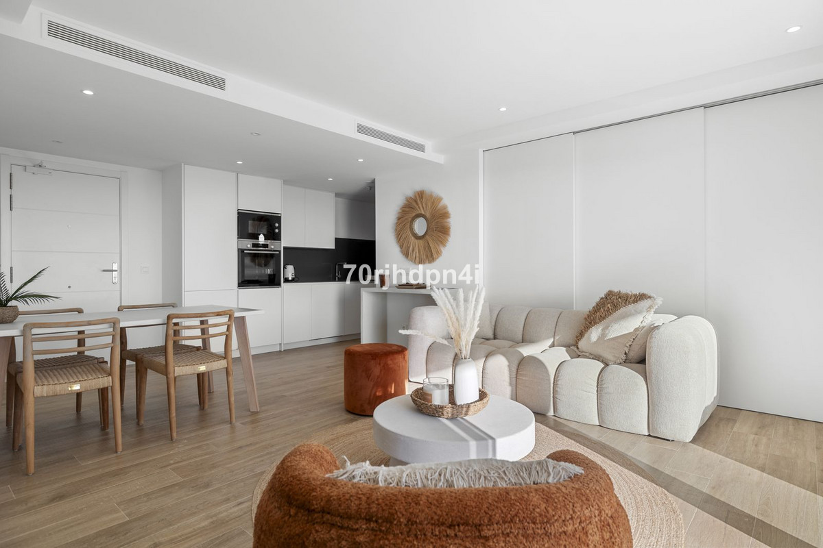 Appartement te koop in Estepona | 2 slaapkamers H5257021