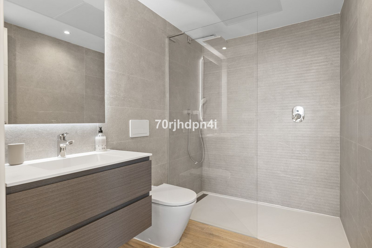 Appartement te koop in Estepona | 2 slaapkamers H5257021