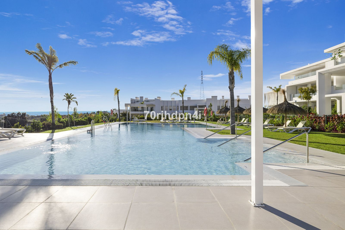 Appartement te koop in Estepona | 2 slaapkamers H5257021