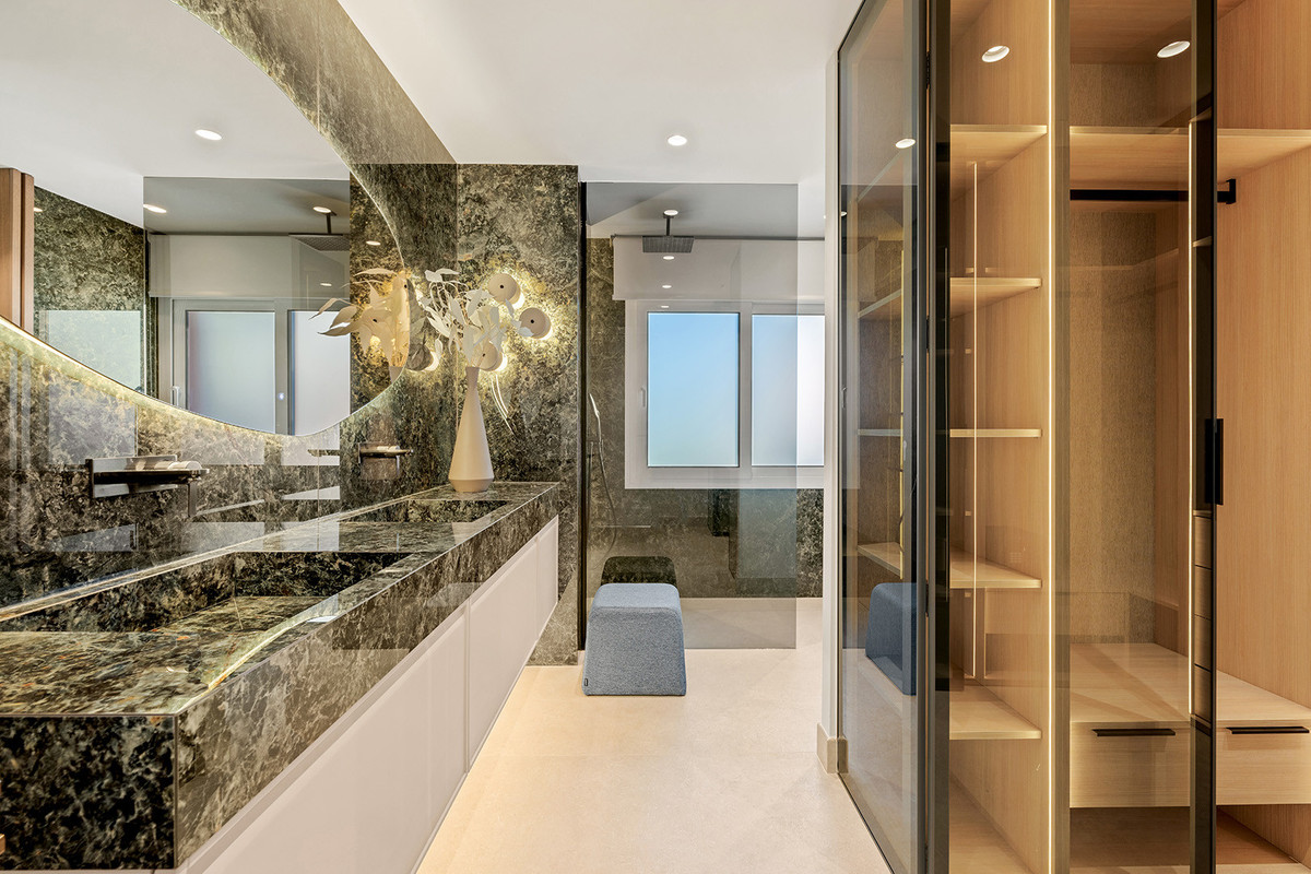 Penthouse te koop in Estepona | 3 slaapkamers H5257156