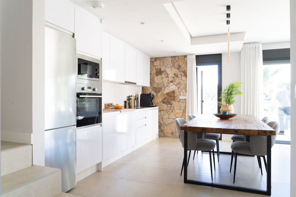 Appartement te koop in Estepona | 3 slaapkamers H5259520