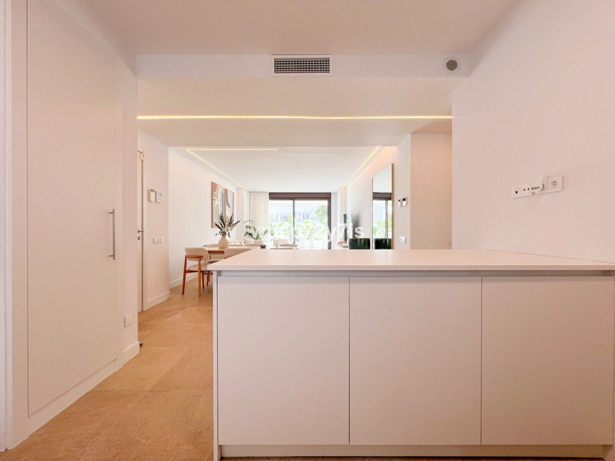 Appartement te koop in Estepona | 4 slaapkamers H5261176