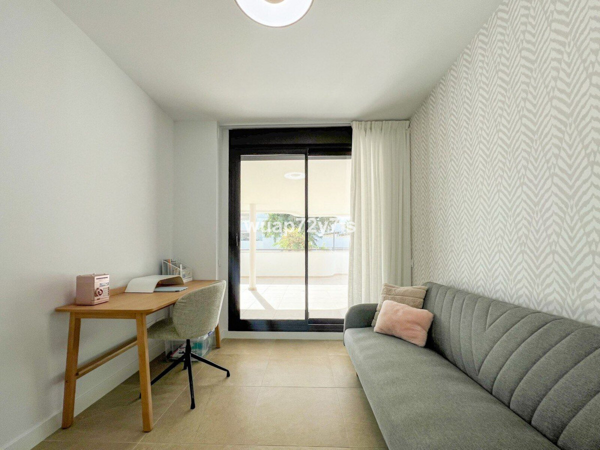 Appartement te koop in Estepona | 4 slaapkamers H5261176