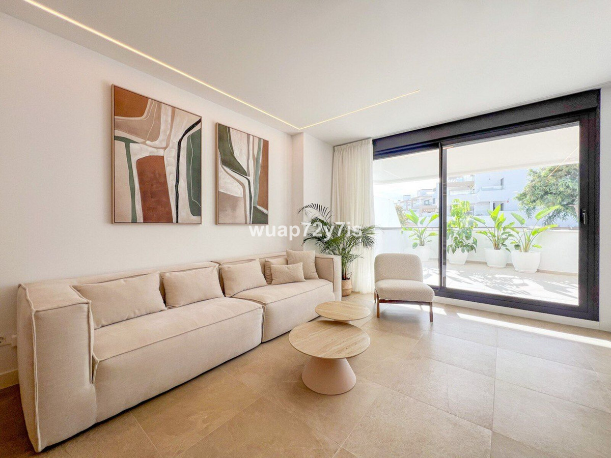 Appartement te koop in Estepona | 4 slaapkamers H5261176