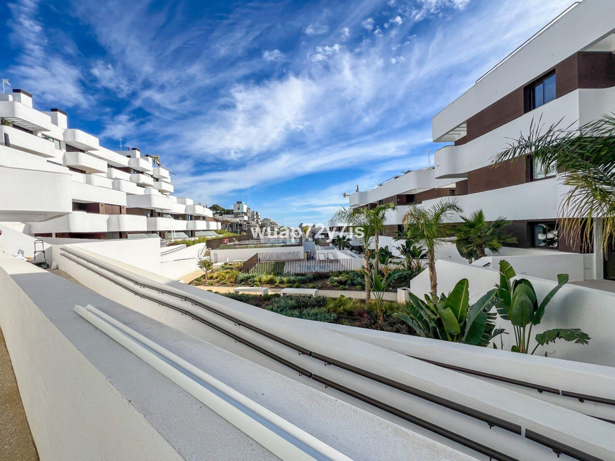 Appartement te koop in Estepona | 4 slaapkamers H5261176