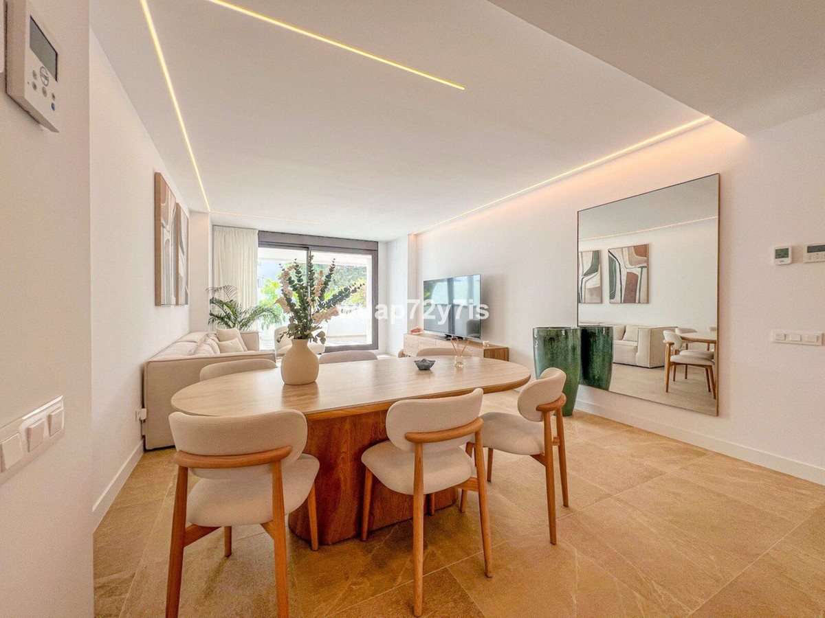 Appartement te koop in Estepona | 4 slaapkamers H5261176