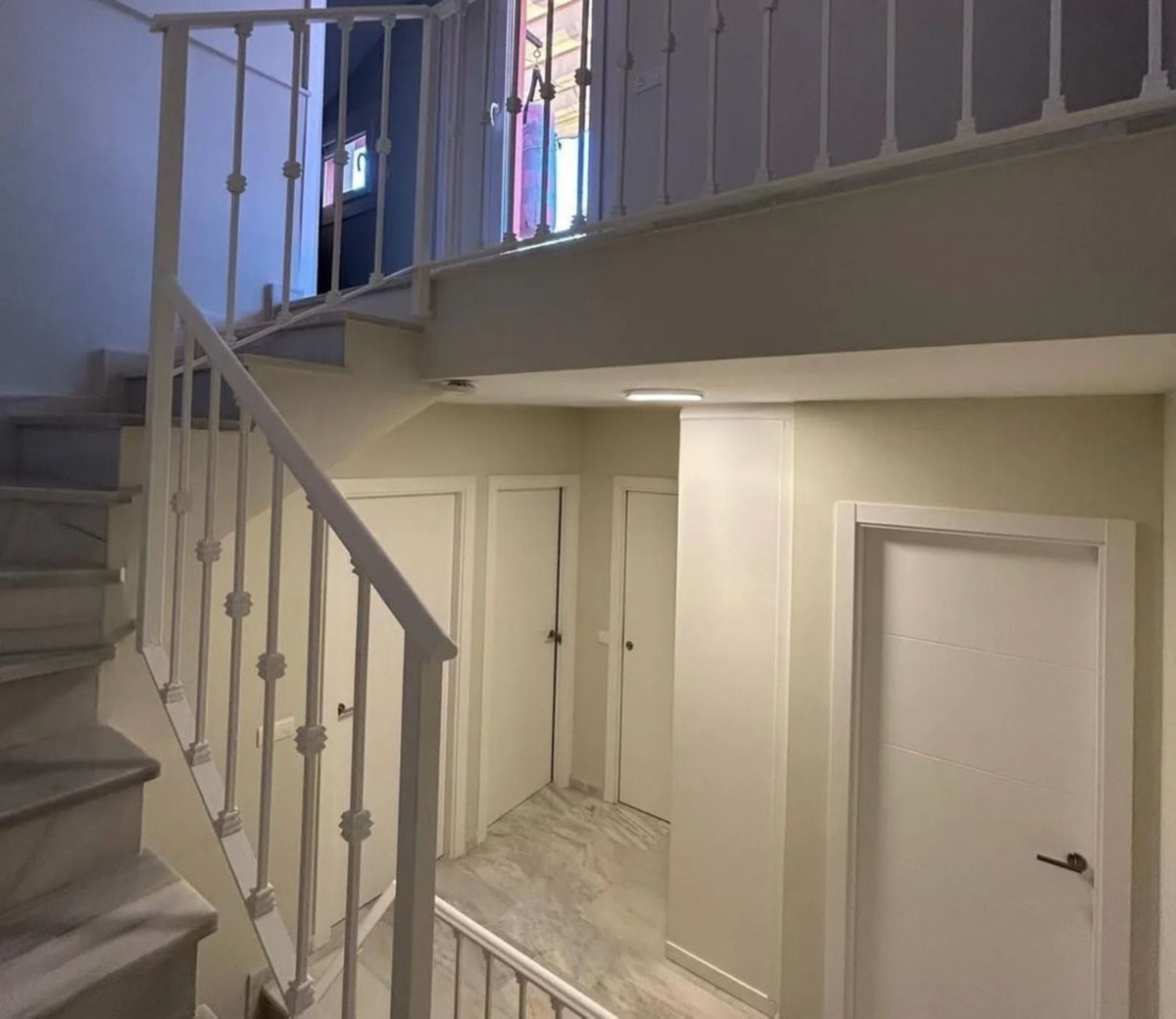 Appartement te koop in Estepona | 4 slaapkamers H5261461