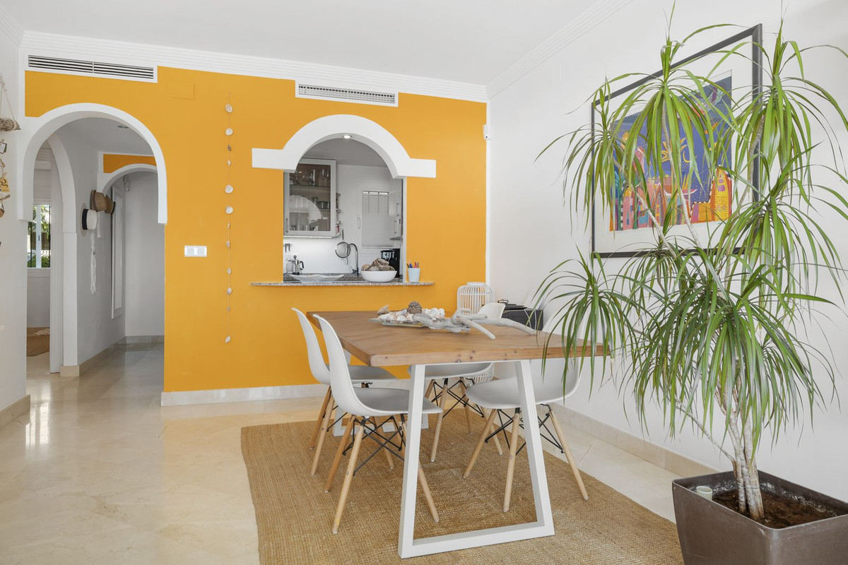 Appartement te koop in Estepona | 2 slaapkamers H5263582