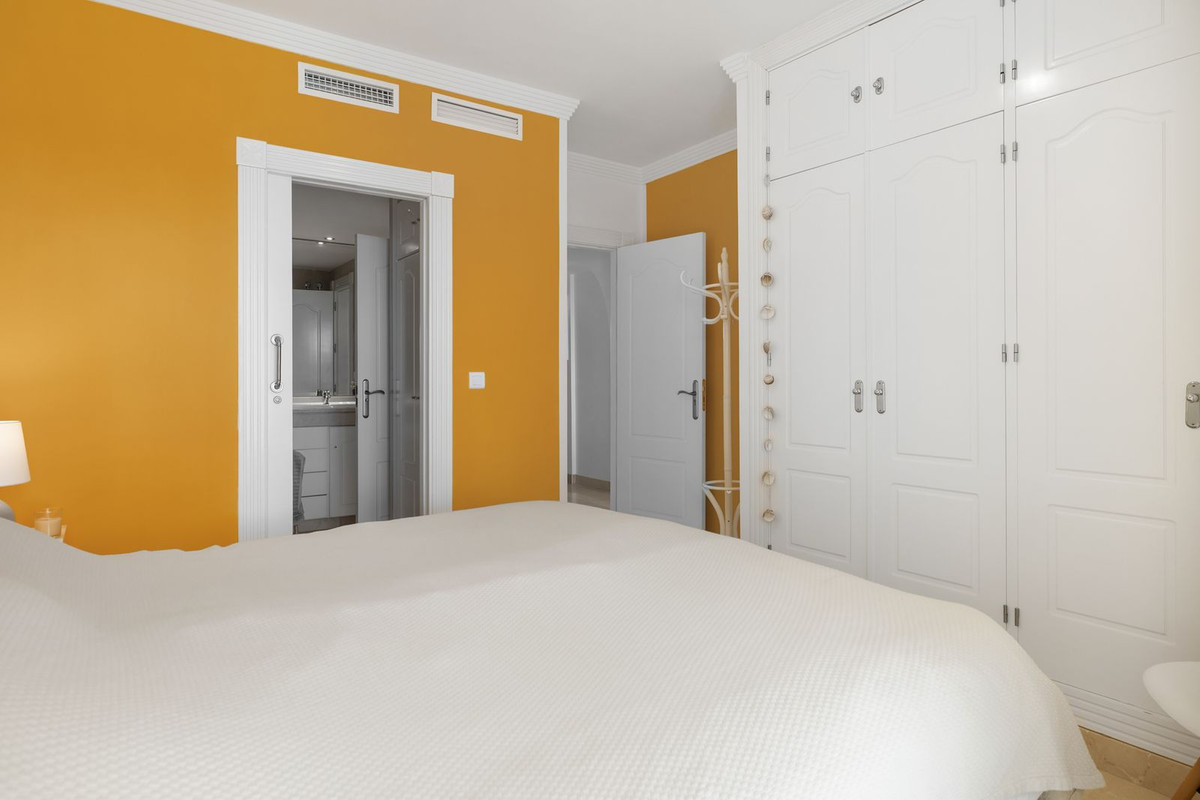 Appartement te koop in Estepona | 2 slaapkamers H5263582