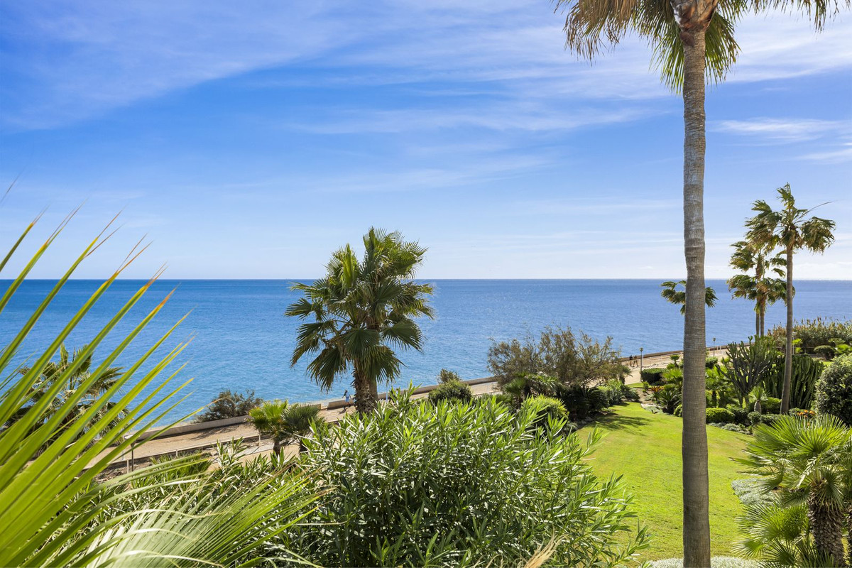 Appartement te koop in Estepona | 2 slaapkamers H5263582