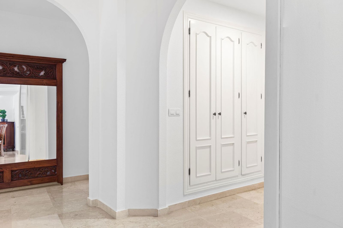 Duplex te koop in Estepona | 3 slaapkamers H5265277