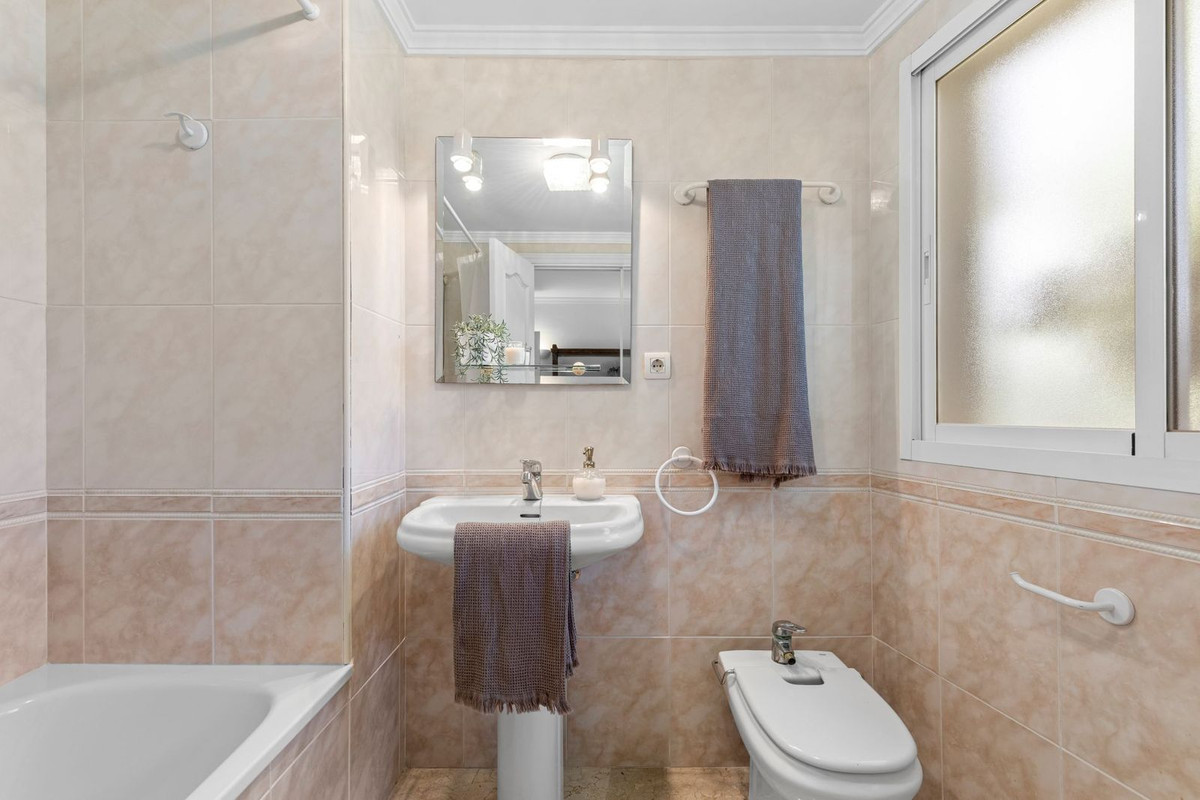 Duplex te koop in Estepona | 3 slaapkamers H5265277