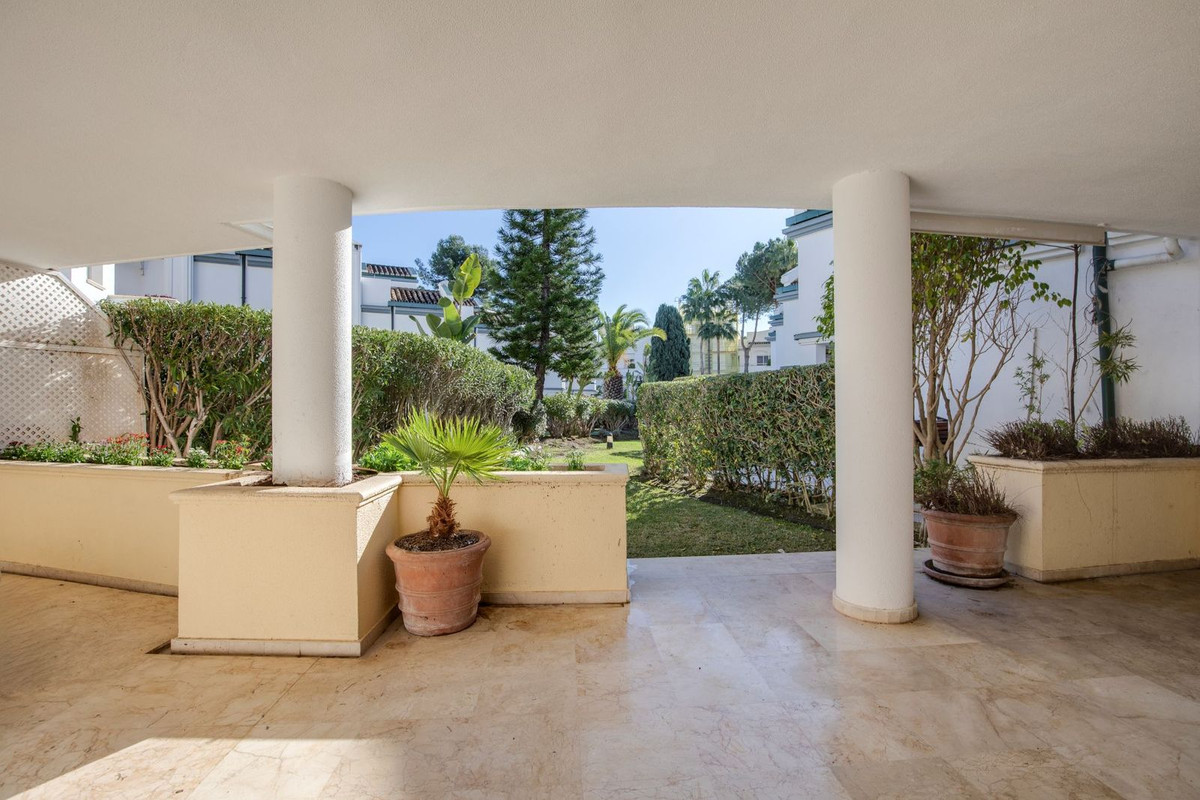 Duplex te koop in Estepona | 3 slaapkamers H5265277