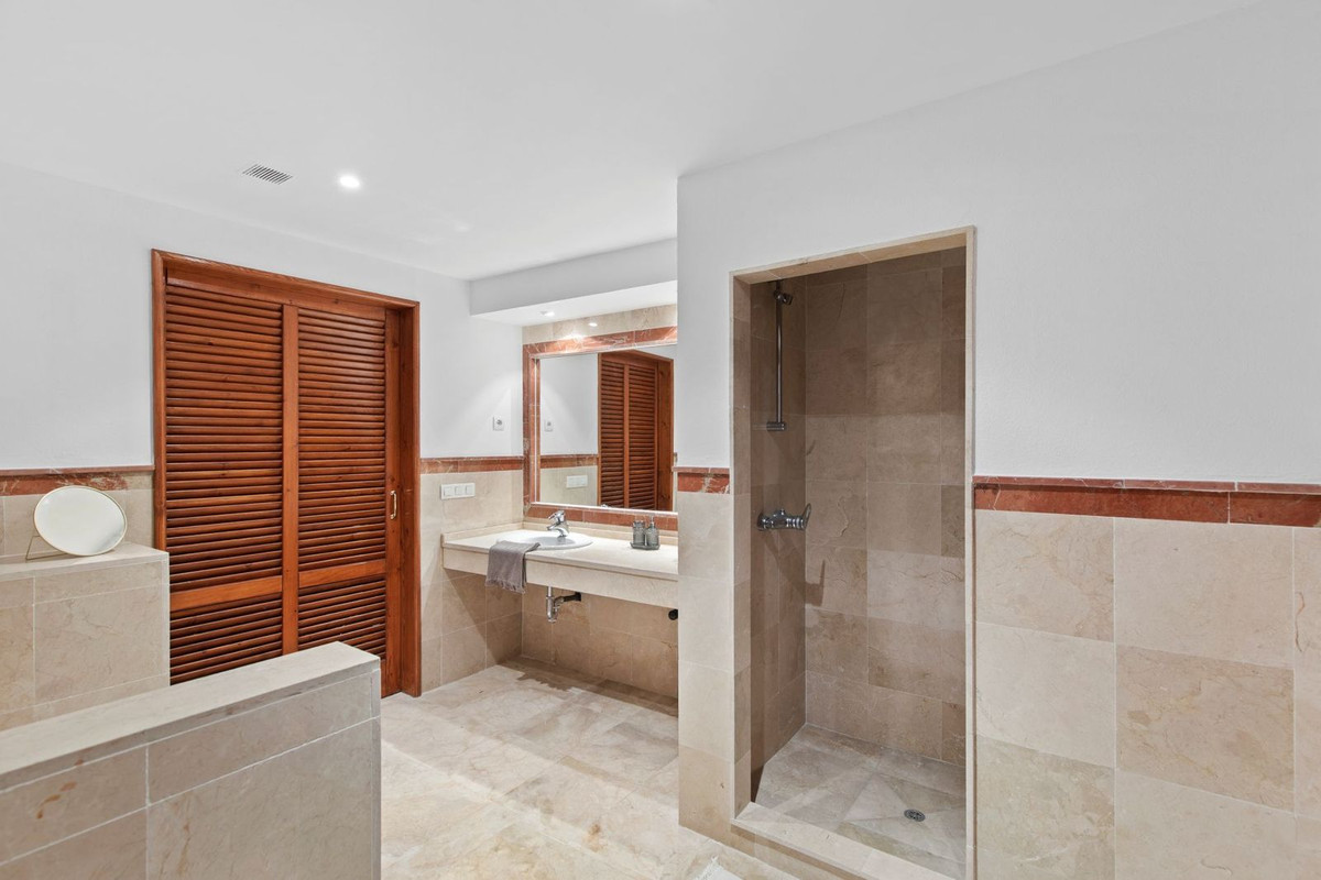 Duplex te koop in Estepona | 3 slaapkamers H5265277