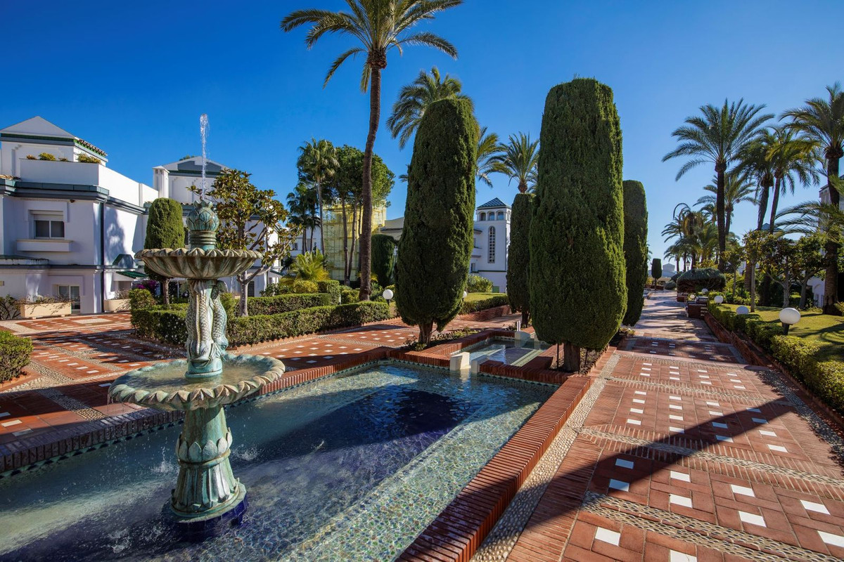 Duplex te koop in Estepona | 3 slaapkamers H5265277