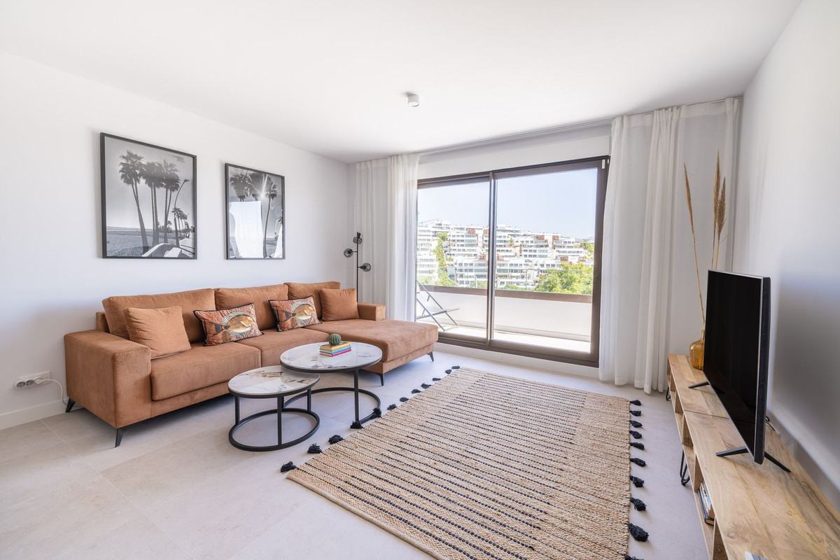 Appartement te koop in Estepona | 2 slaapkamers H5265280