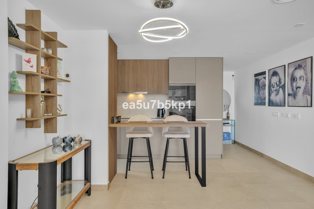 Penthouse te koop in Estepona | 2 slaapkamers H5265760