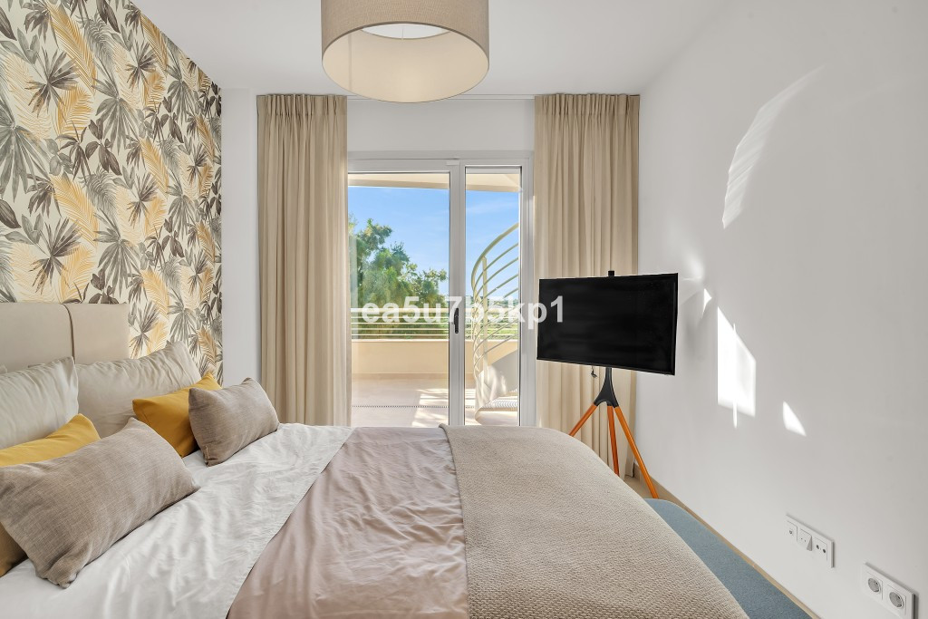 Penthouse te koop in Estepona | 2 slaapkamers H5265760