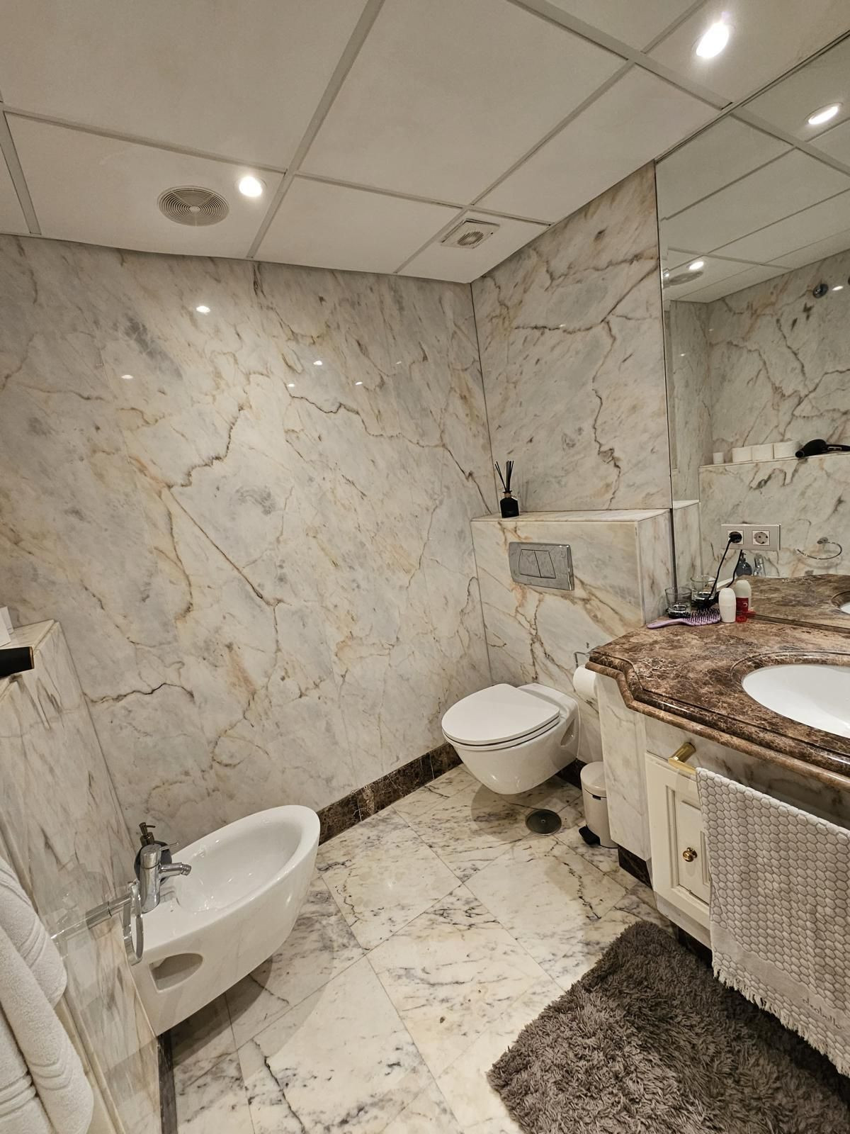 Appartement te koop in Estepona | 3 slaapkamers H5271760