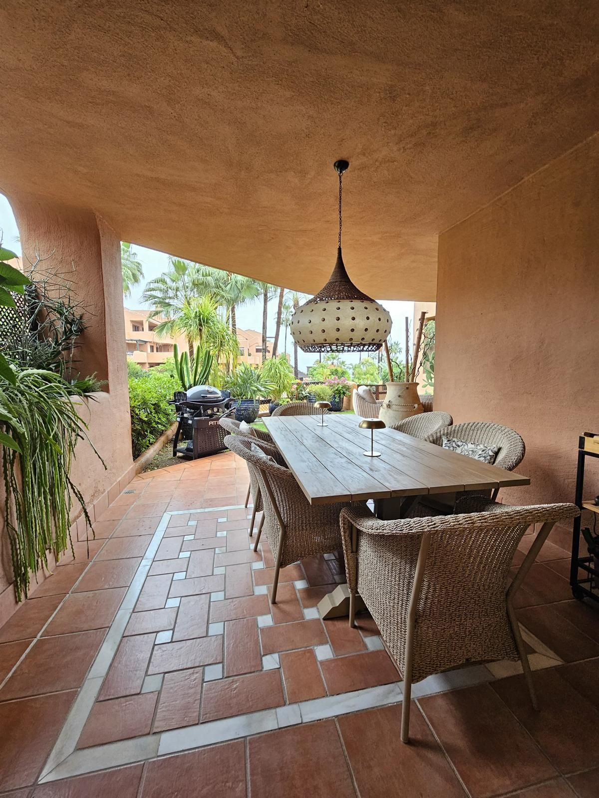 Appartement te koop in Estepona | 3 slaapkamers H5271760