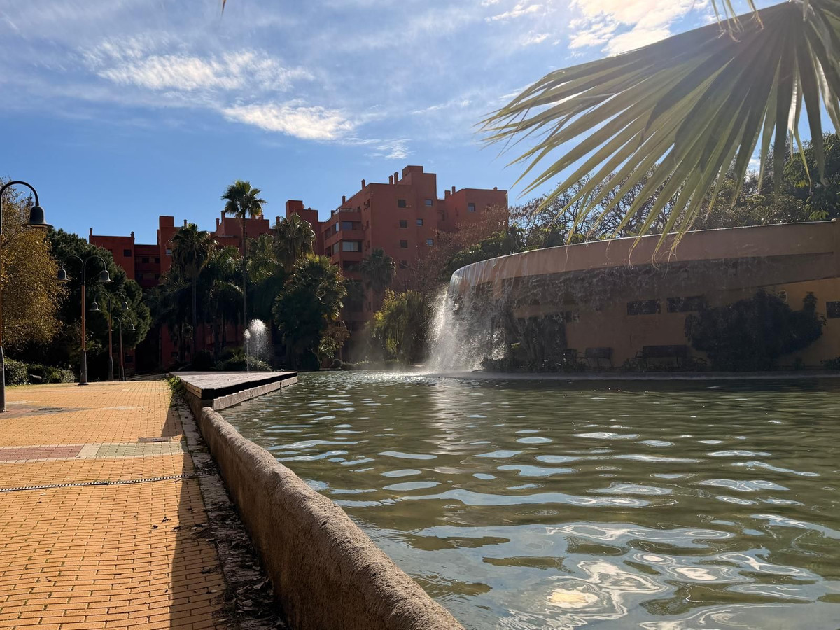 Appartement te koop in Estepona | 2 slaapkamers H5272513