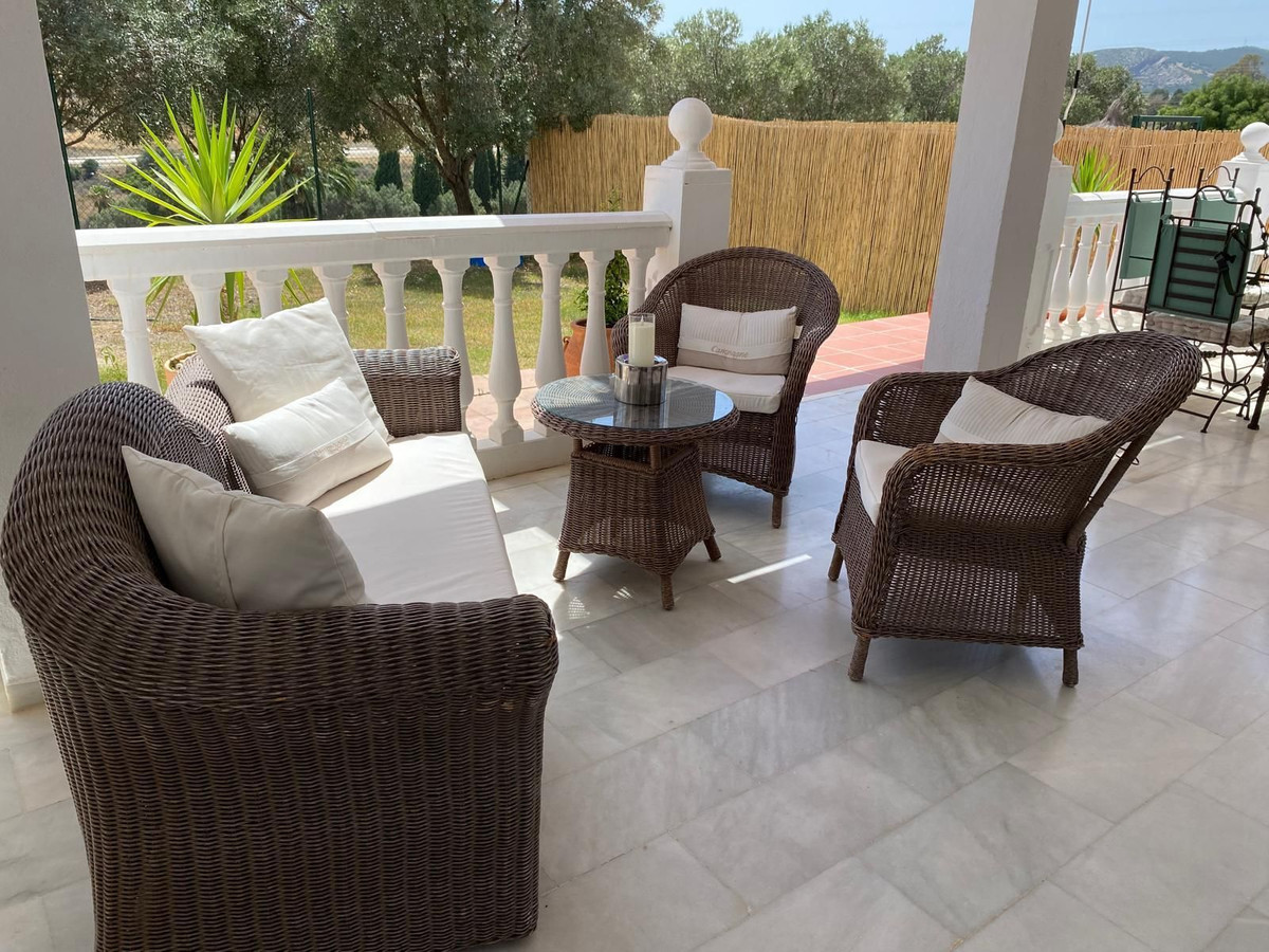 Appartement te koop in Estepona | 2 slaapkamers H5273899