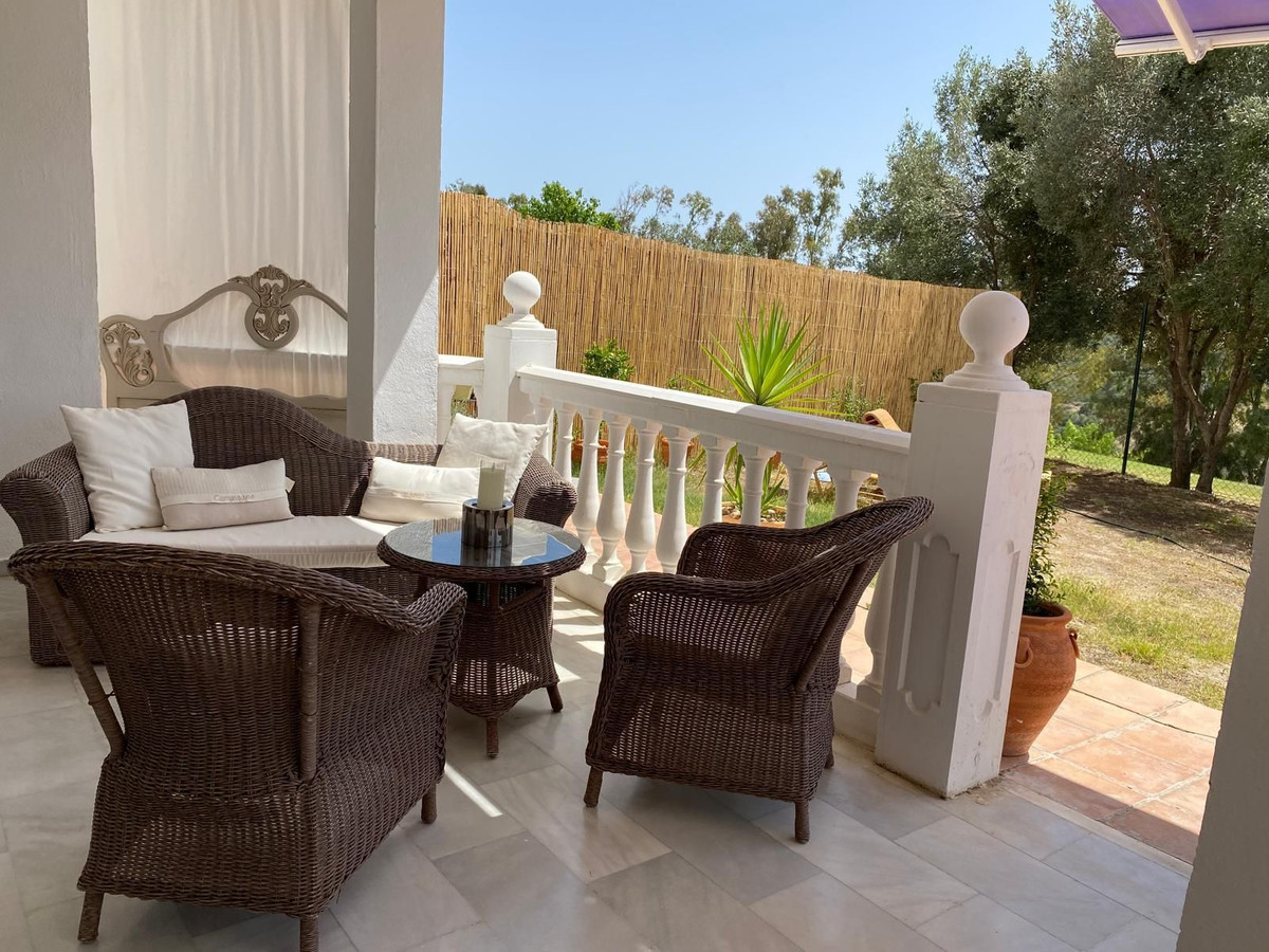 Appartement te koop in Estepona | 2 slaapkamers H5273899