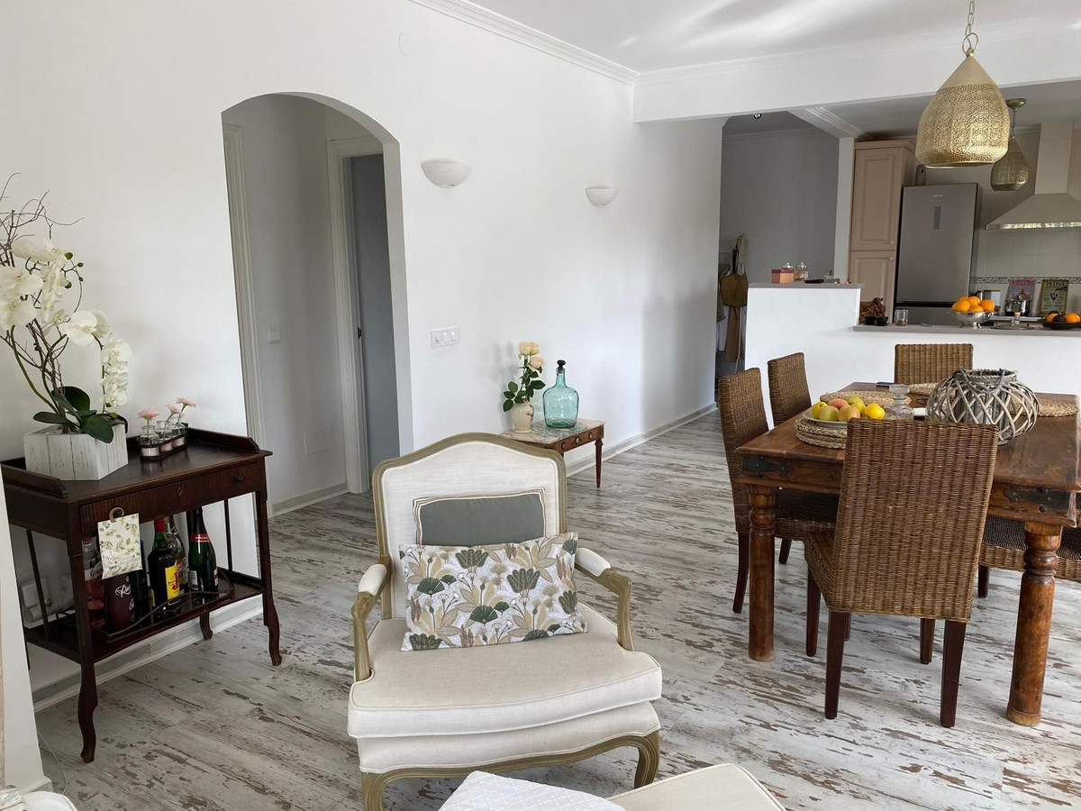 Appartement te koop in Estepona | 2 slaapkamers H5273899