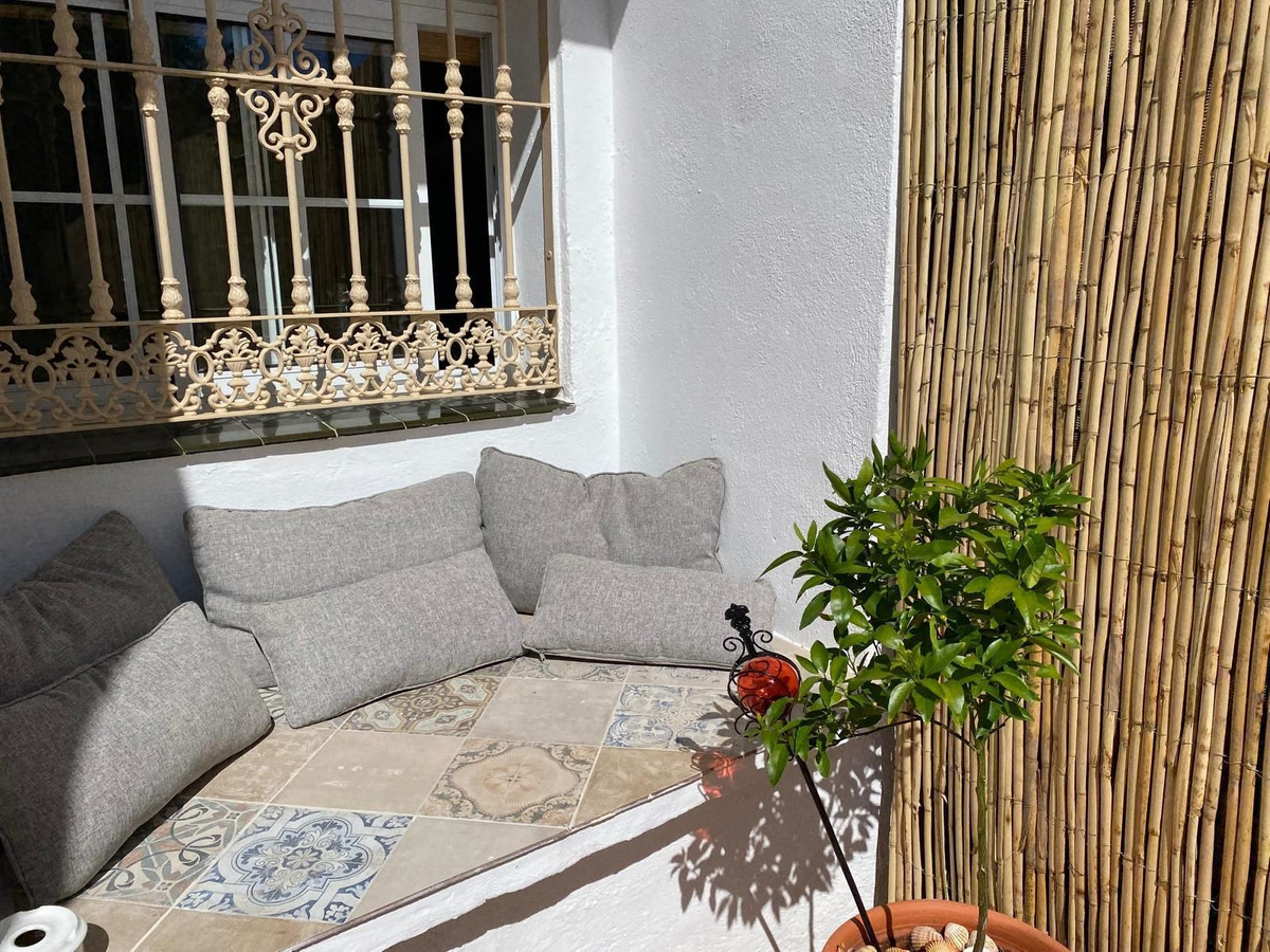 Appartement te koop in Estepona | 2 slaapkamers H5273899