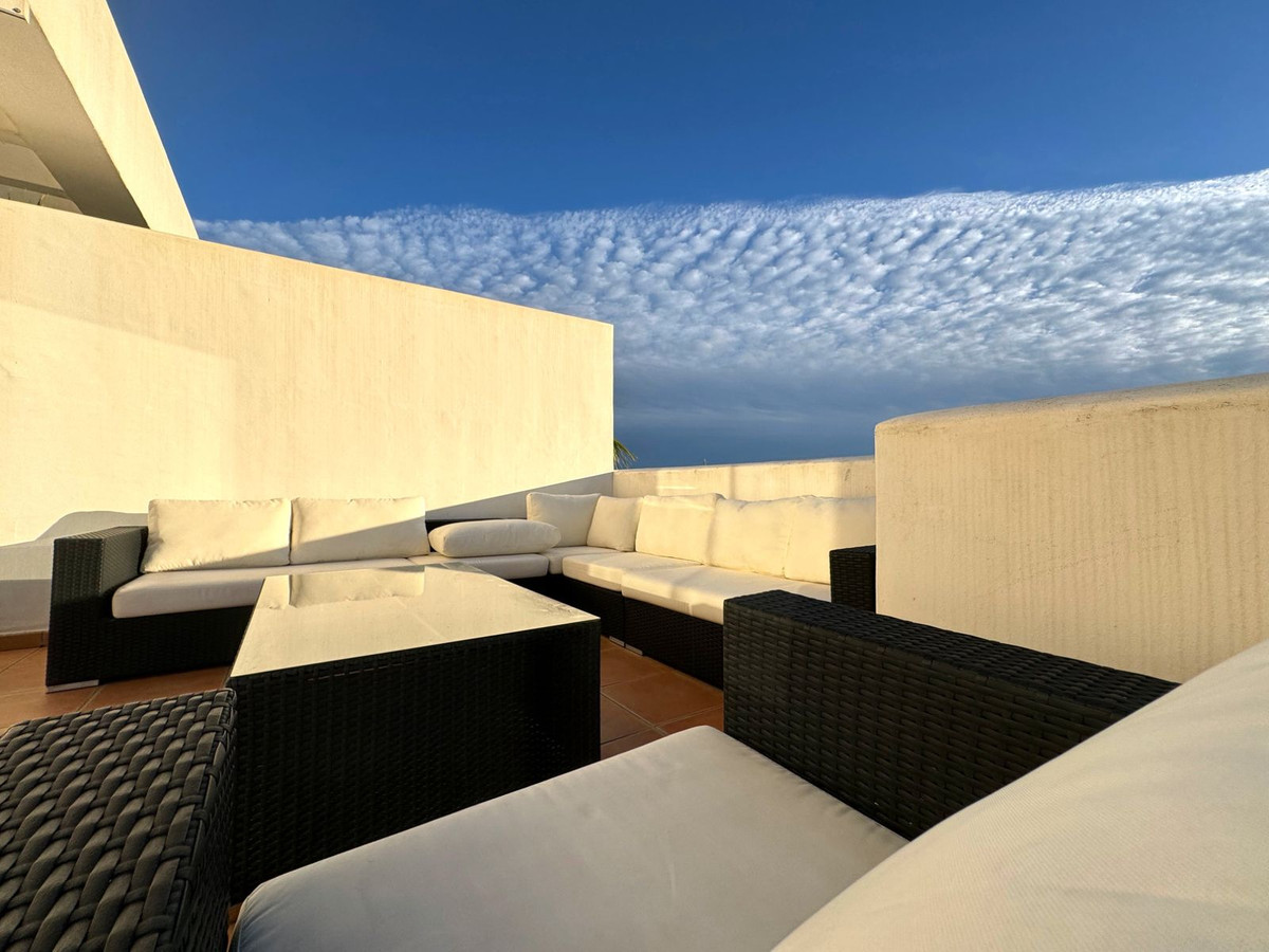 Penthouse te koop in Estepona | 2 slaapkamers H5274193