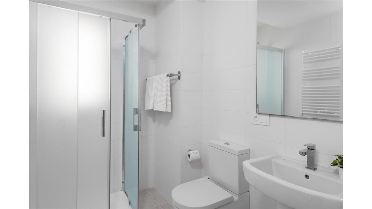 Bungalow te koop in Estepona | 2 slaapkamers H5274334