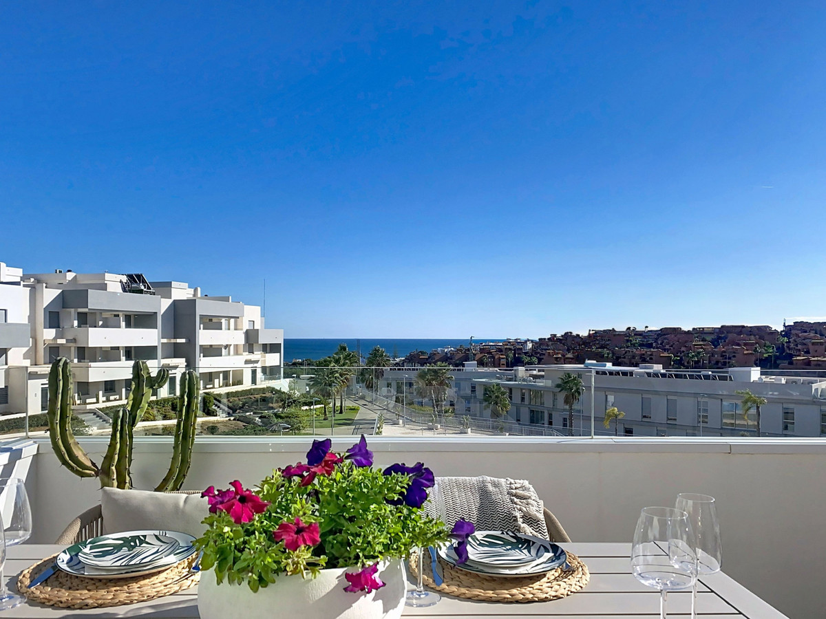 Penthouse te koop in Estepona | 2 slaapkamers H5274427