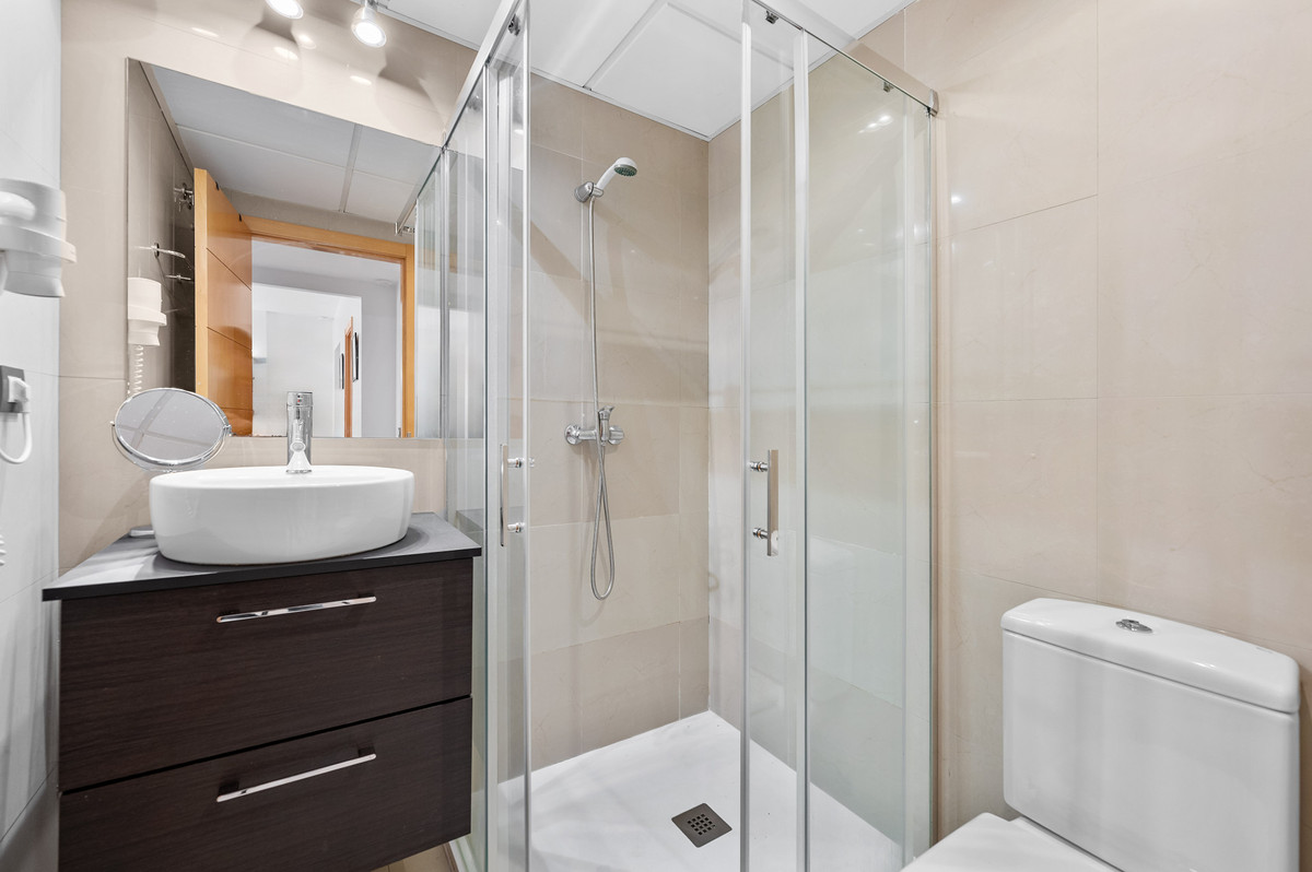 Appartement te koop in Estepona | 2 slaapkamers H5283325