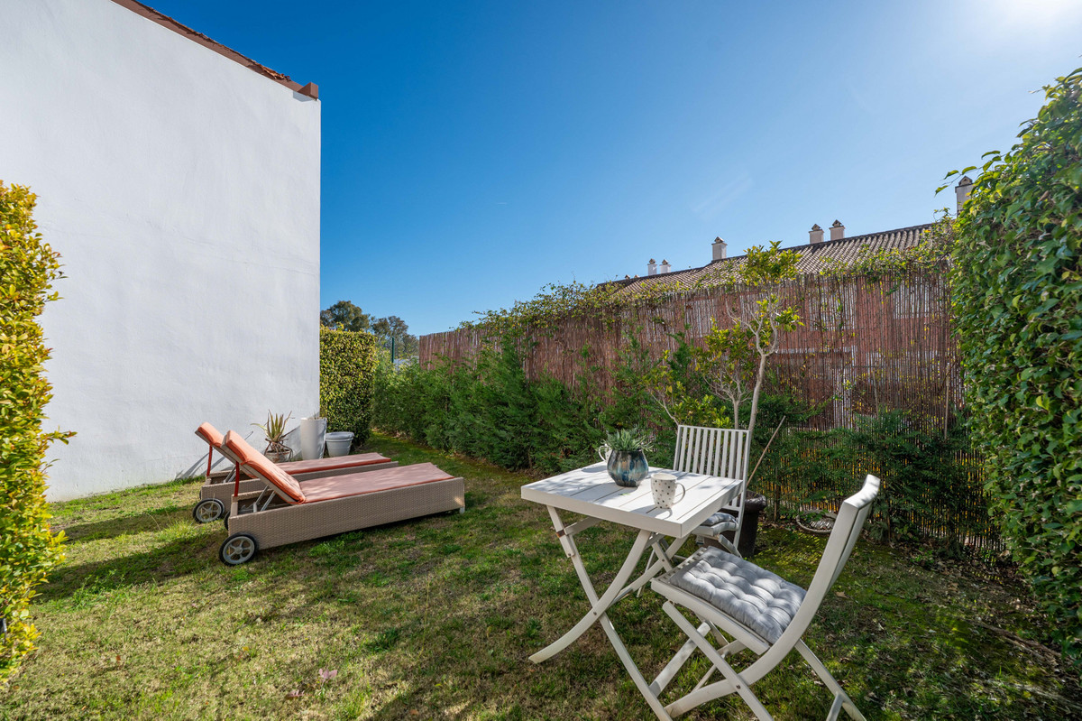 Appartement te koop in Estepona | 2 slaapkamers H5283325