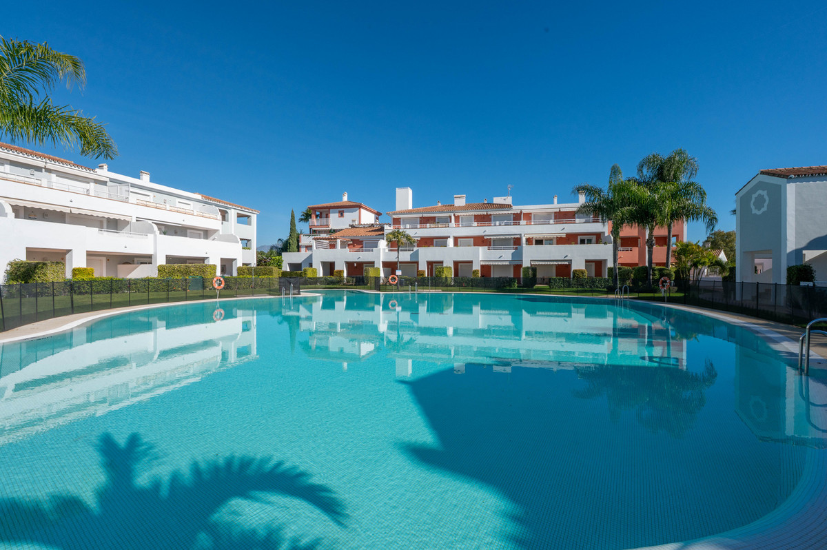 Appartement te koop in Estepona | 2 slaapkamers H5283325