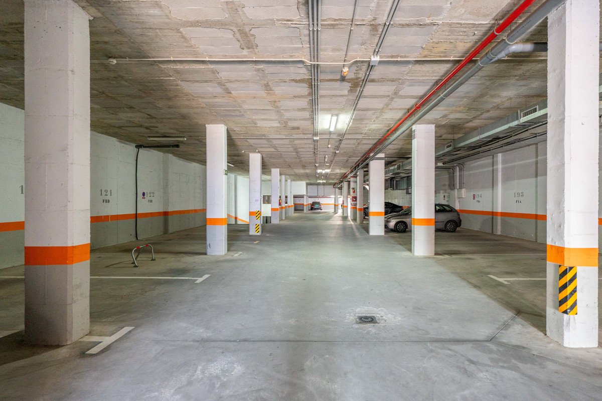 Appartement te koop in Estepona | 2 slaapkamers H5283325