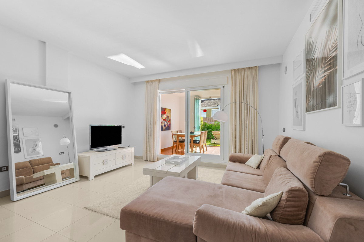 Appartement te koop in Estepona | 2 slaapkamers H5283325