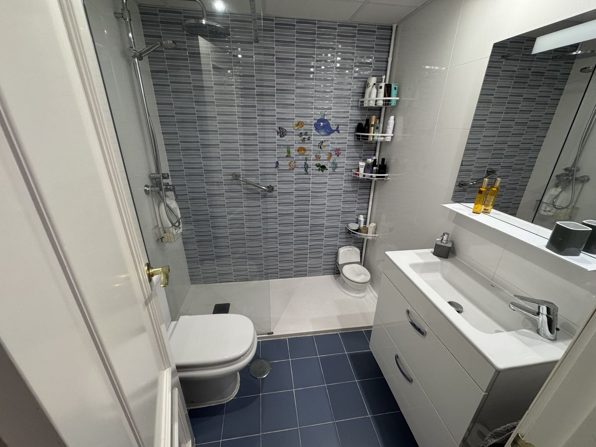 Appartement te koop in Estepona | 4 slaapkamers H5283676