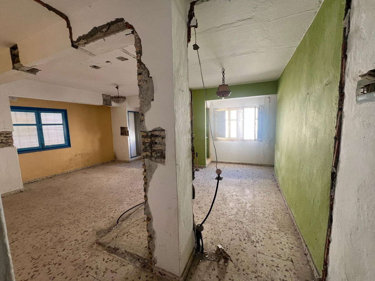 Appartement te koop in Estepona | 8 slaapkamers H5284240