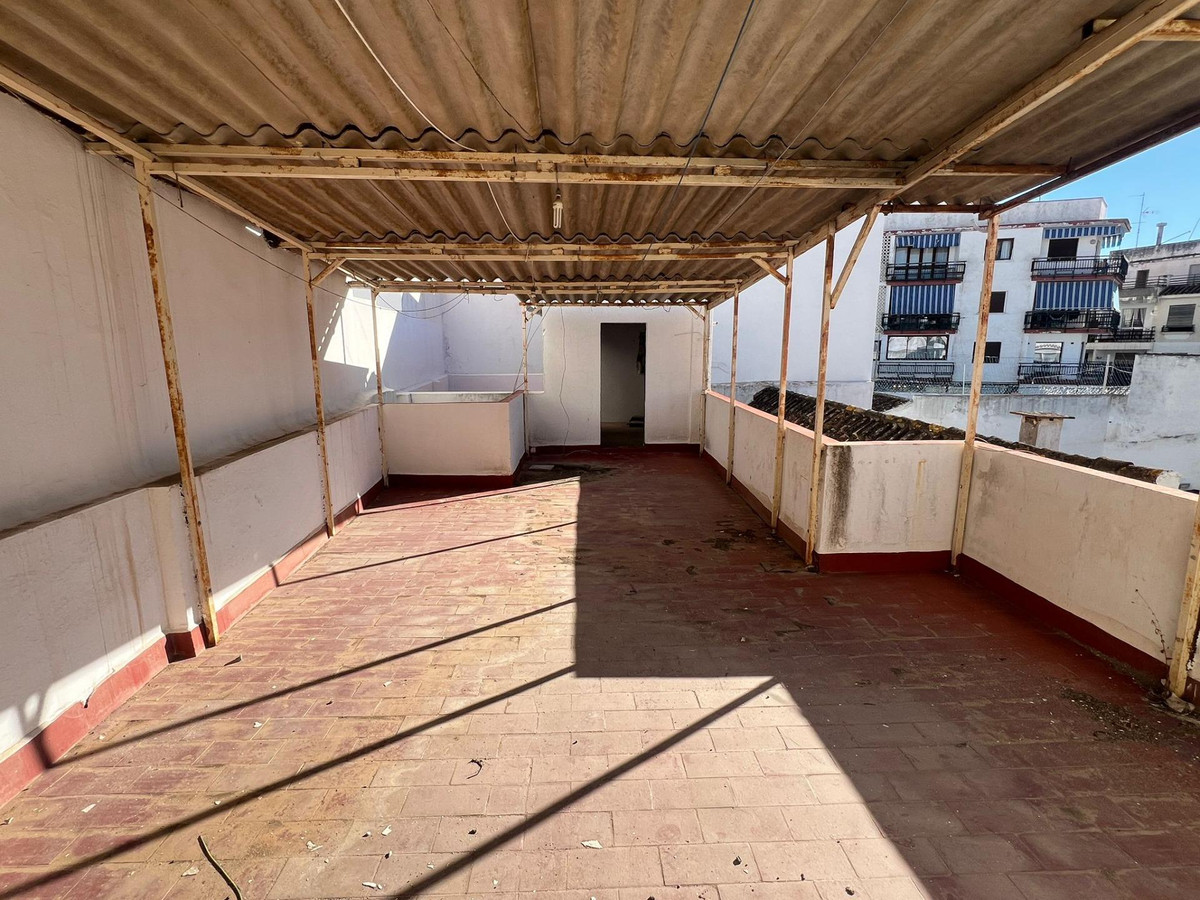 Appartement te koop in Estepona | 8 slaapkamers H5284240