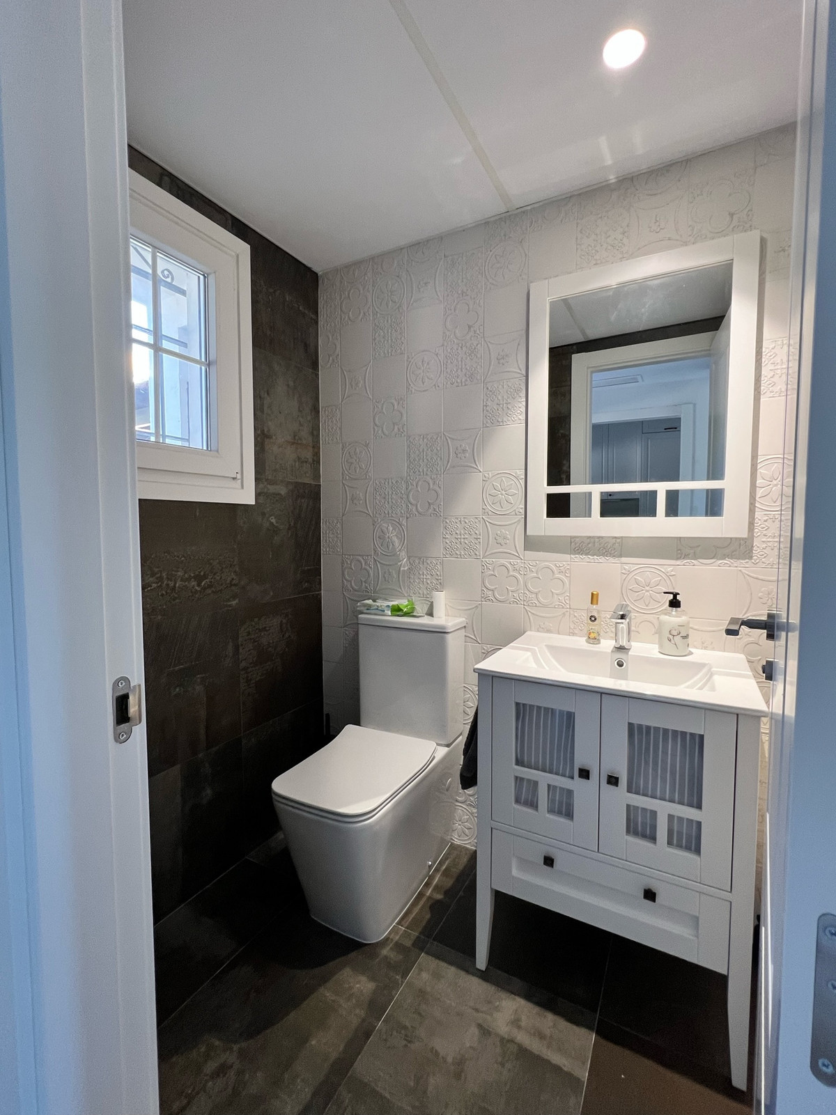 Appartement te koop in Estepona | 4 slaapkamers H5284249