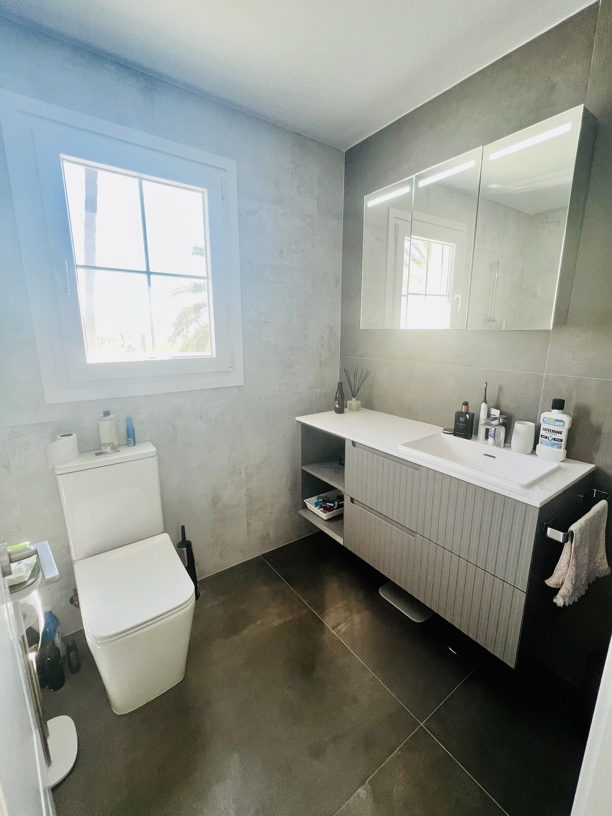 Appartement te koop in Estepona | 4 slaapkamers H5284249