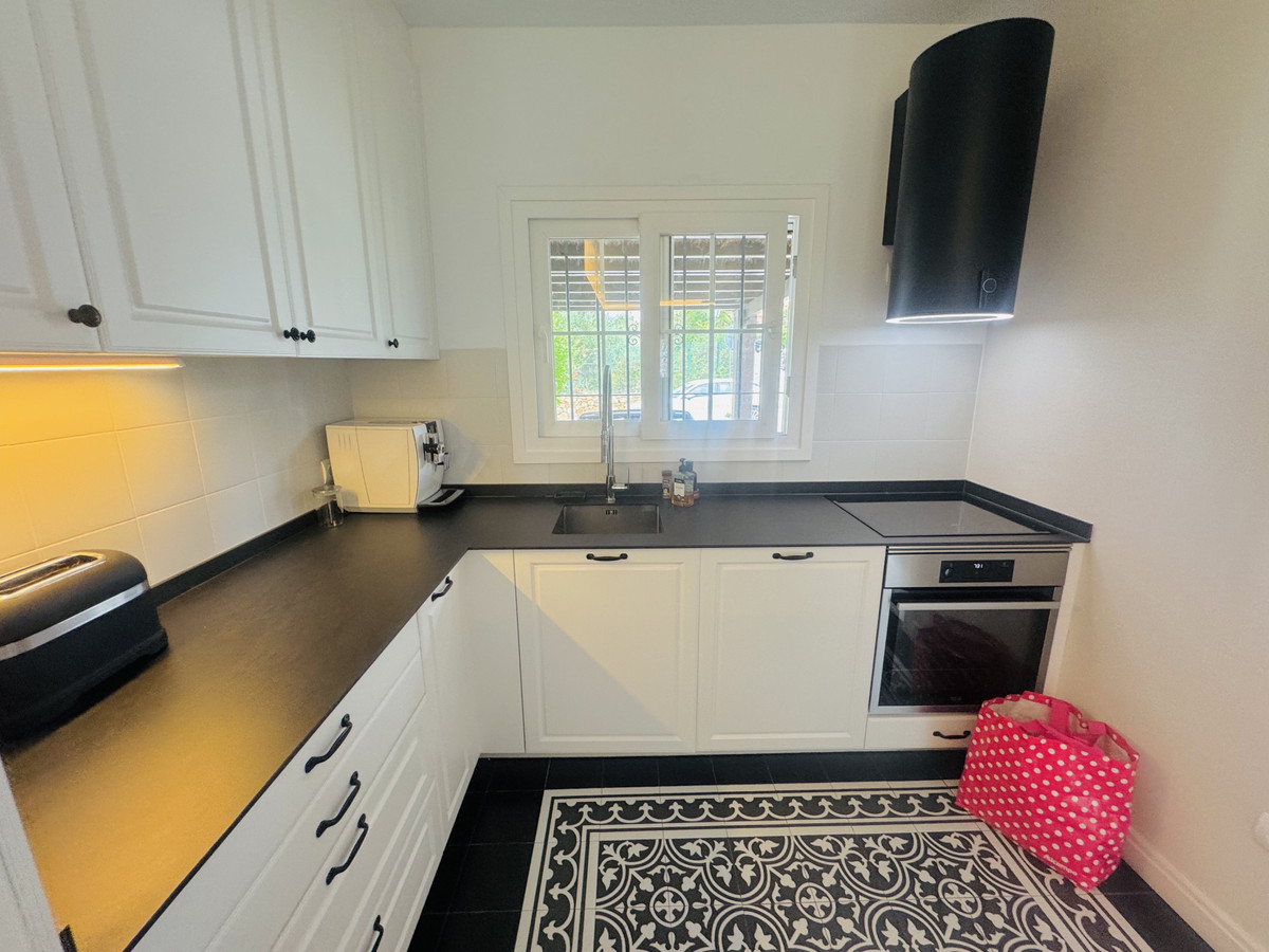 Appartement te koop in Estepona | 4 slaapkamers H5284249