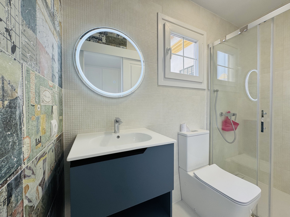 Appartement te koop in Estepona | 4 slaapkamers H5284249