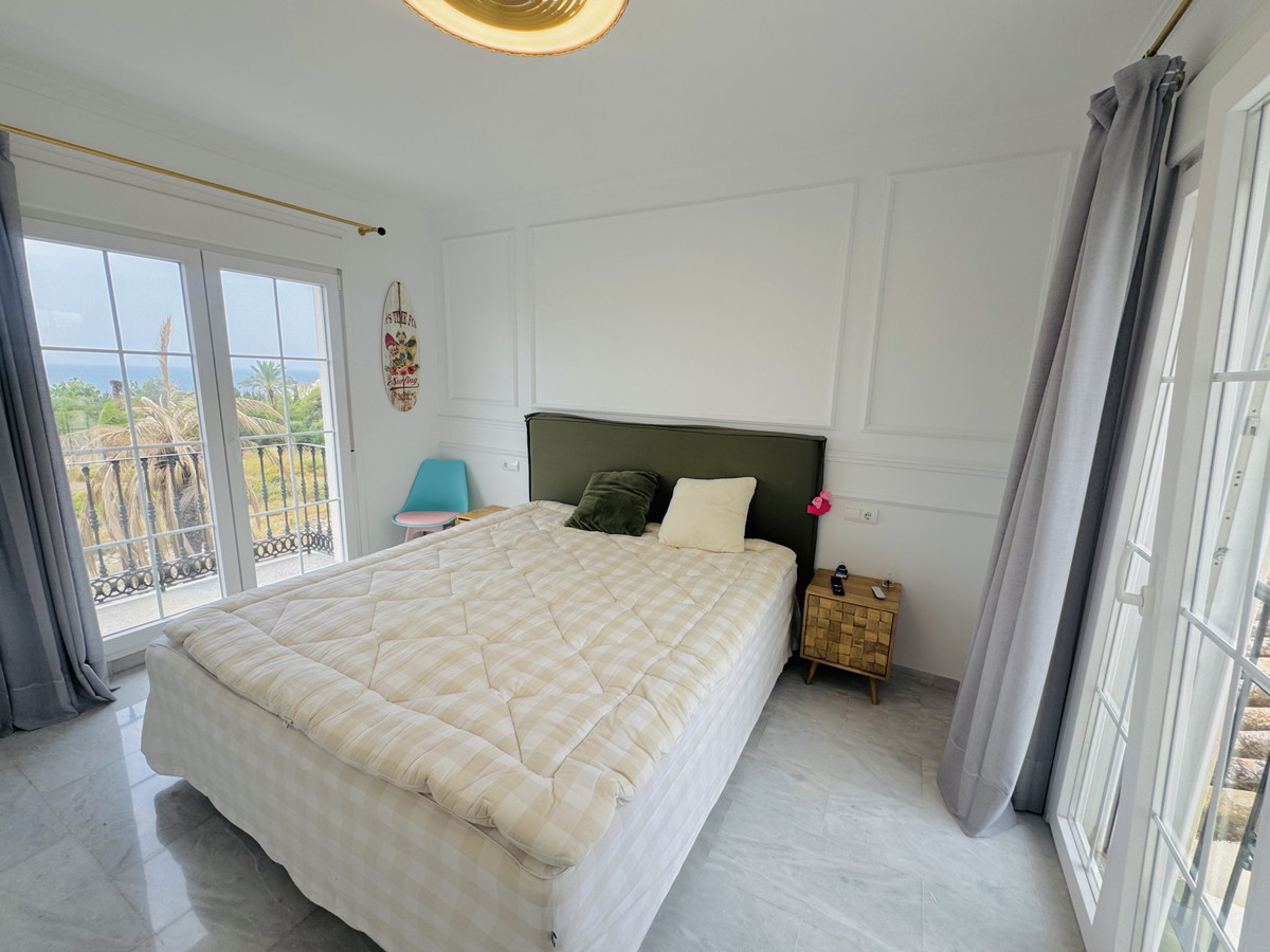 Appartement te koop in Estepona | 4 slaapkamers H5284249