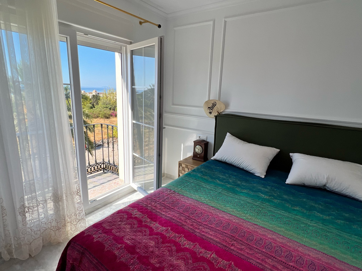 Appartement te koop in Estepona | 4 slaapkamers H5284249