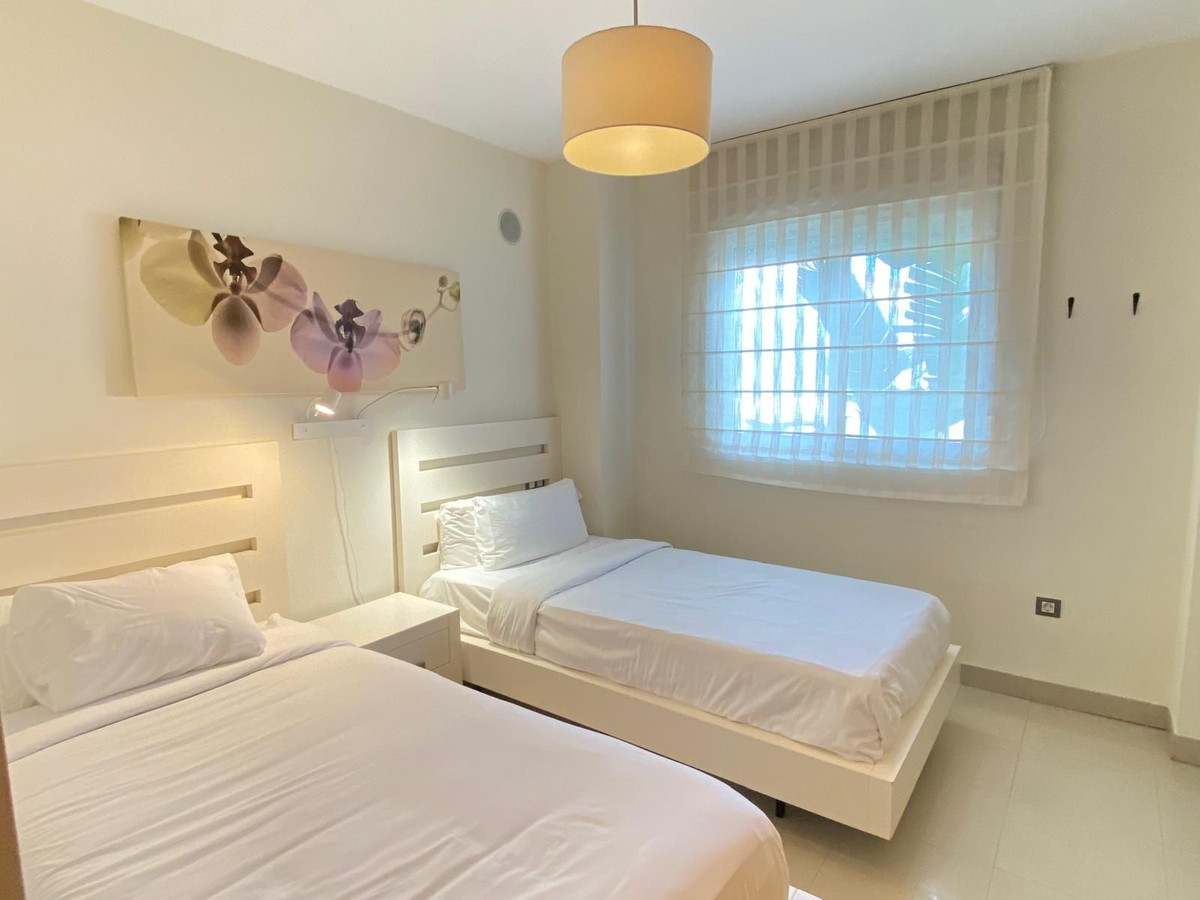 Appartement te koop in Estepona | 2 slaapkamers H5286235