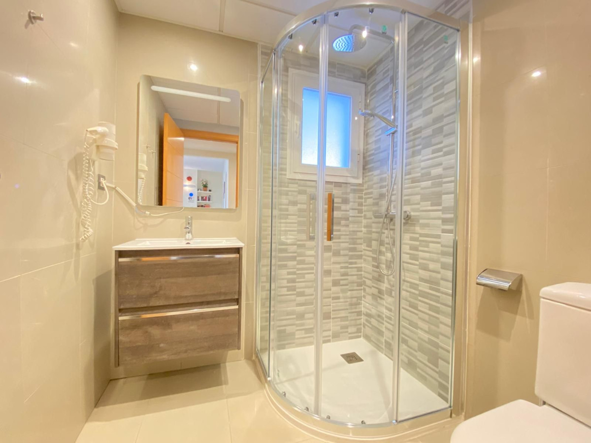 Appartement te koop in Estepona | 2 slaapkamers H5286235