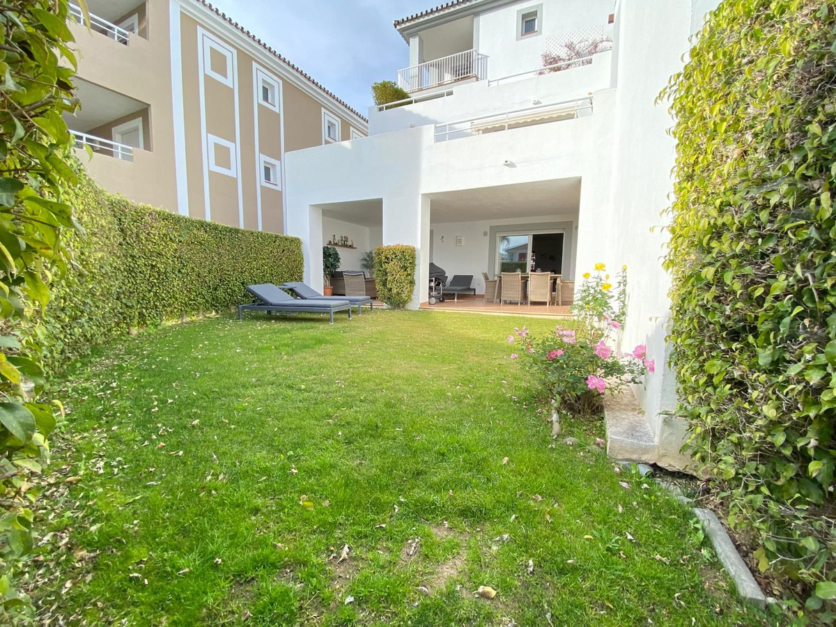 Appartement te koop in Estepona | 2 slaapkamers H5286235